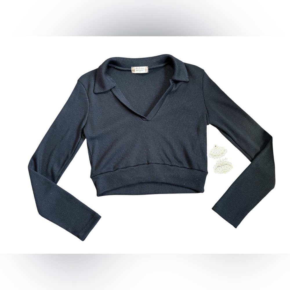 Altar’d State Black Ribbed Collared Crop Top Long Sleeve NWT Small - Picture 2 of 6